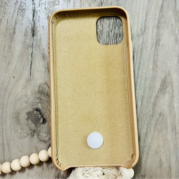 35 Coins Fringe Tassel iPhone 11 Case - Picture 7 of 8